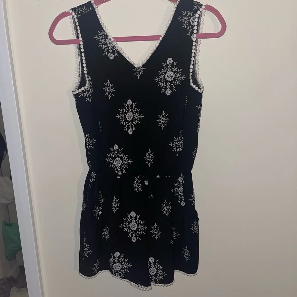 Romper - Picture 2 of 2